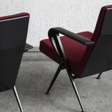 Set of 2 'Repose' easy chairs by Friso Kramer