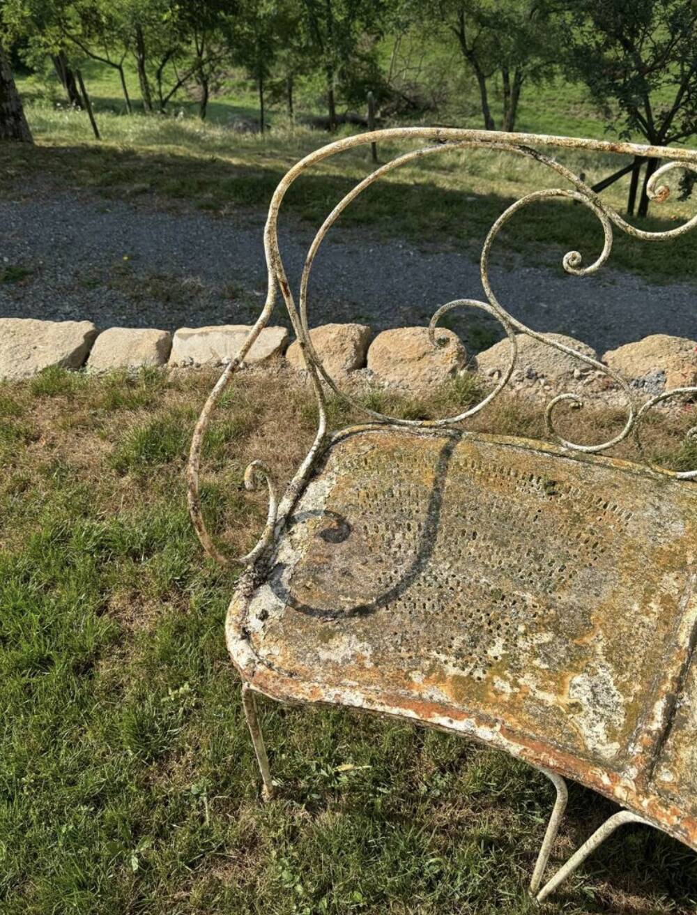 Antique rounded garden bench