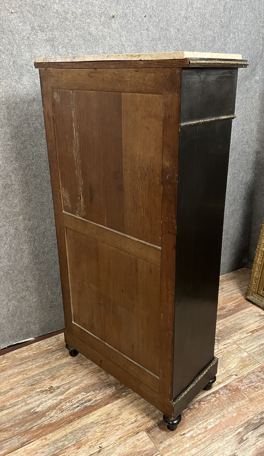 Secretary in false pretense of weekly Napoleon III era around 1850