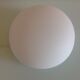 Plafonnier demi lune en opaline blanche vintage années 60/70