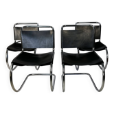 Ensemble de 4 chaises cantilever des années 1970 – dans le style de Mies van der Rohe (MR10)