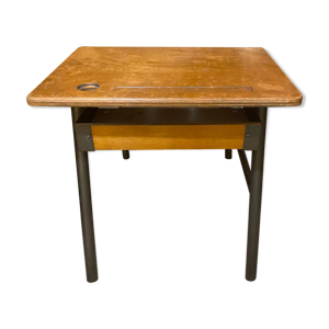 bureau écolier ancien.