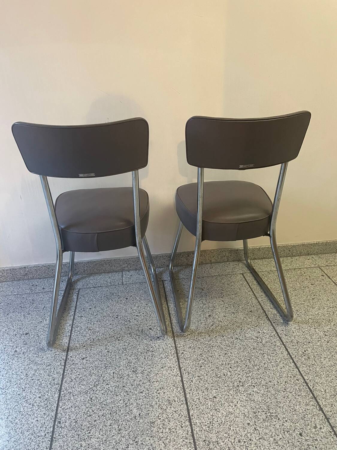 2 chaises de bureau vintage Roneo