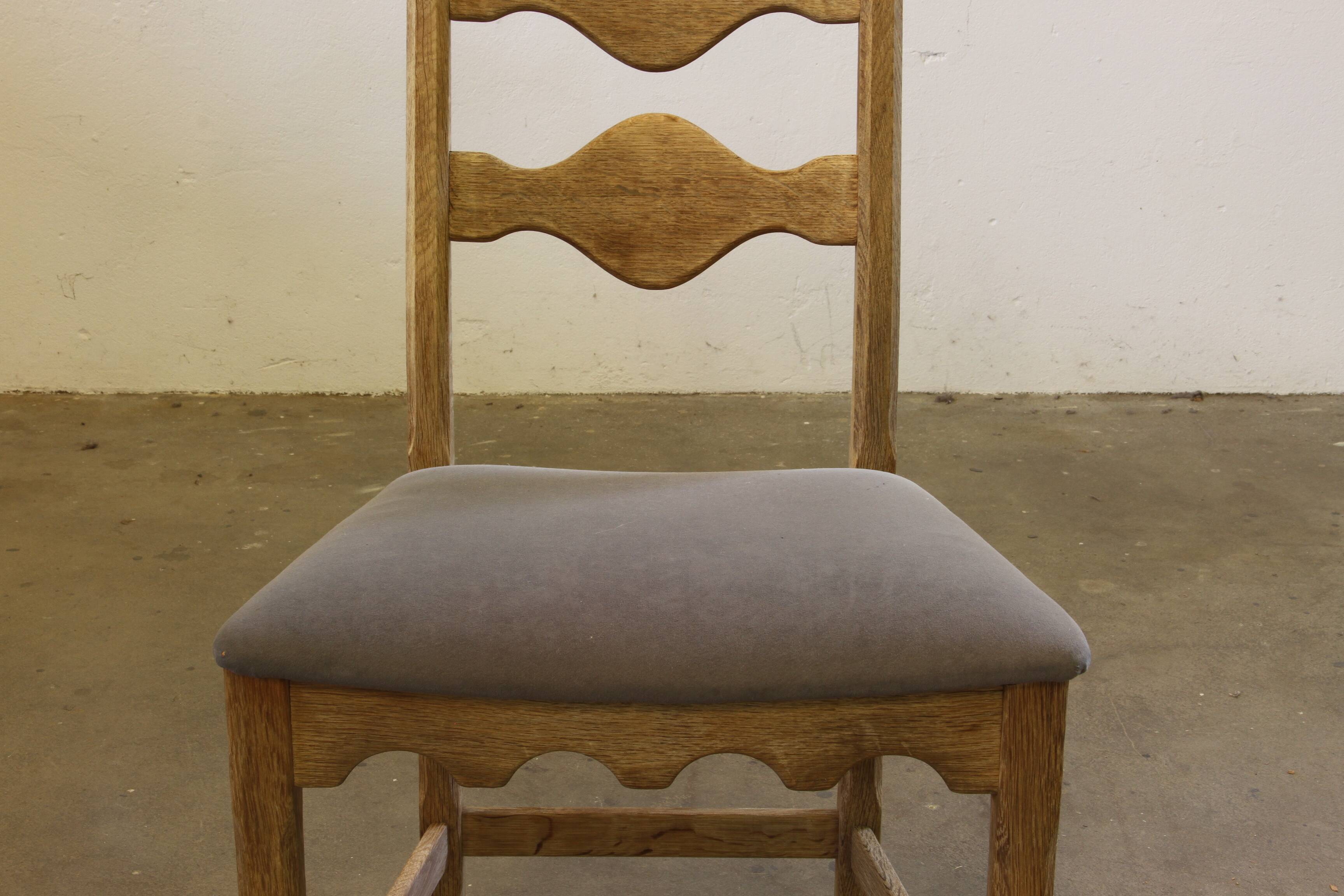 Chaises en chêne à dossier haut / échelle de style Henning Kjærnulf, années 1960, ensemble de 4