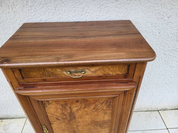 Confiturier en merisier et noyer