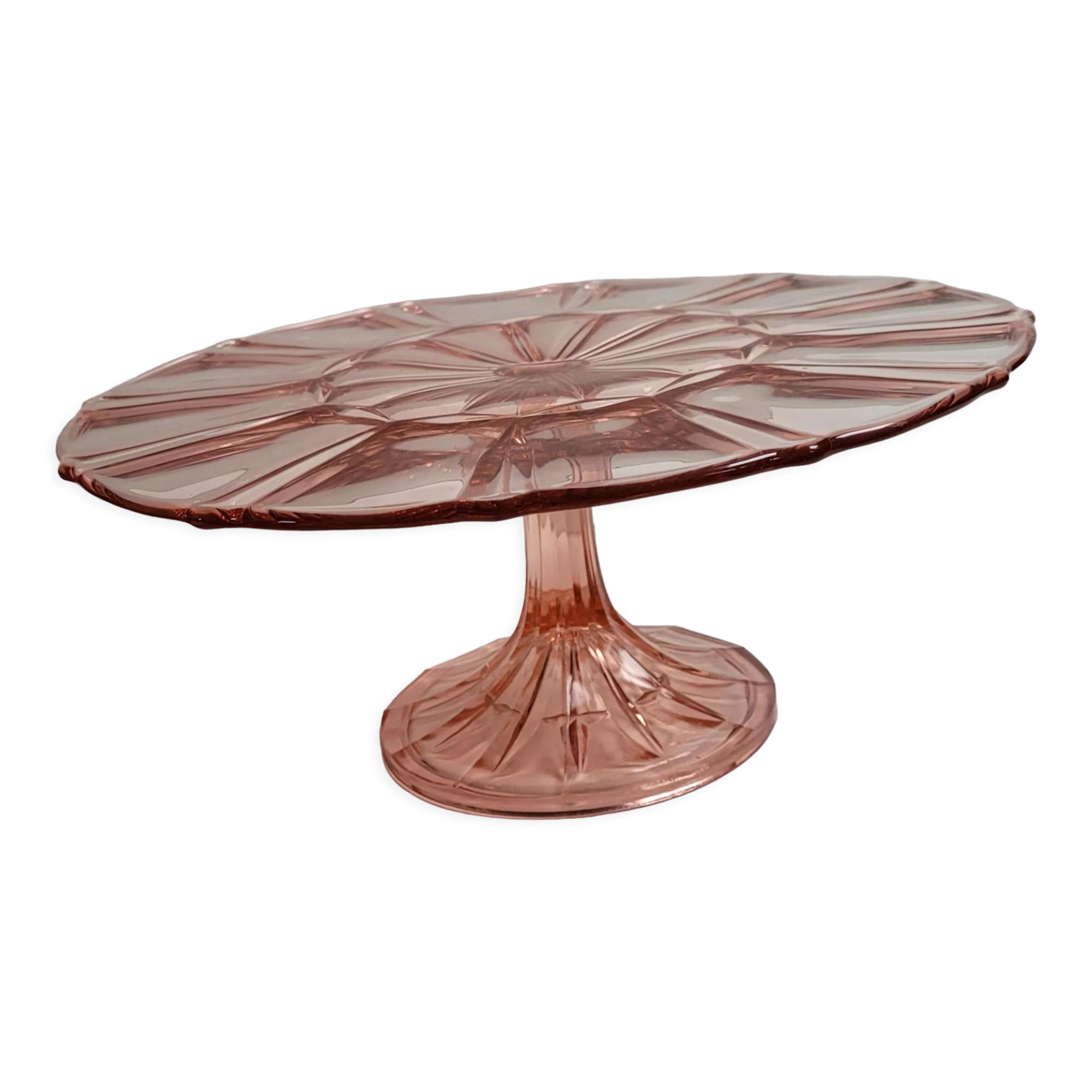 Dish cake or pie on foot