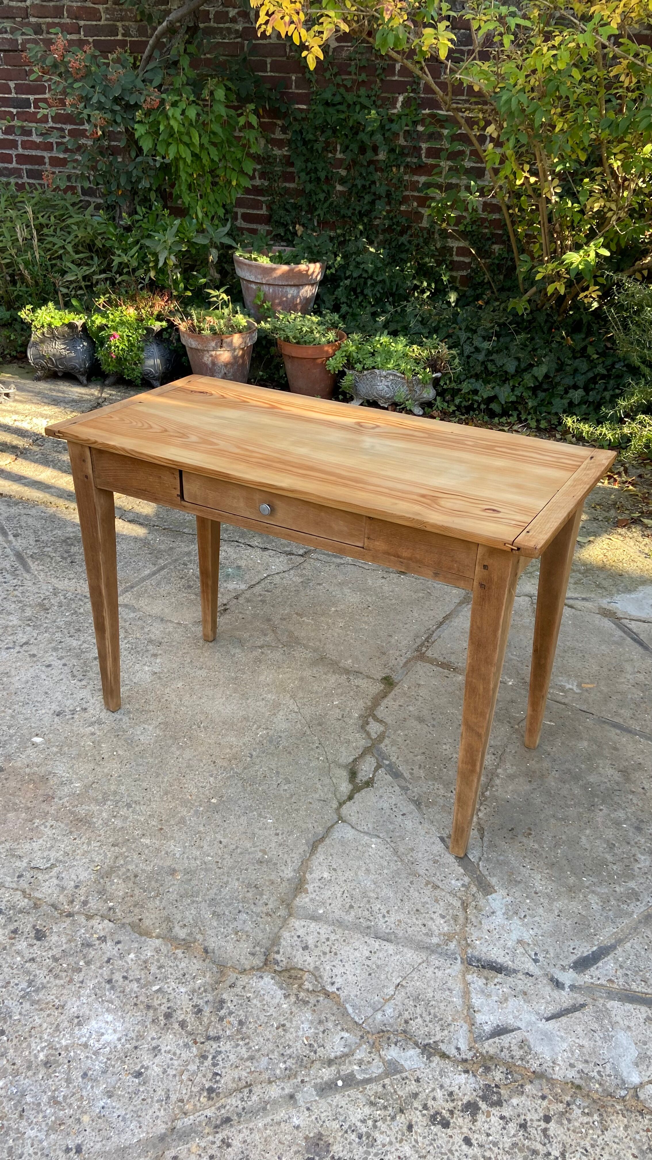 Table de ferme ou bureau vintage
