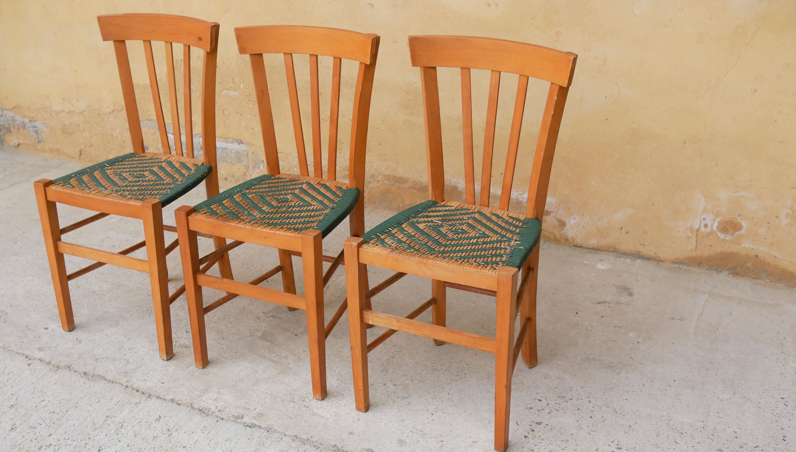 Wooden and rattan countryside canne chair