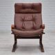 Années 1970, design scandinave, chaise longue, état d'origine, cuir, bois courbé.