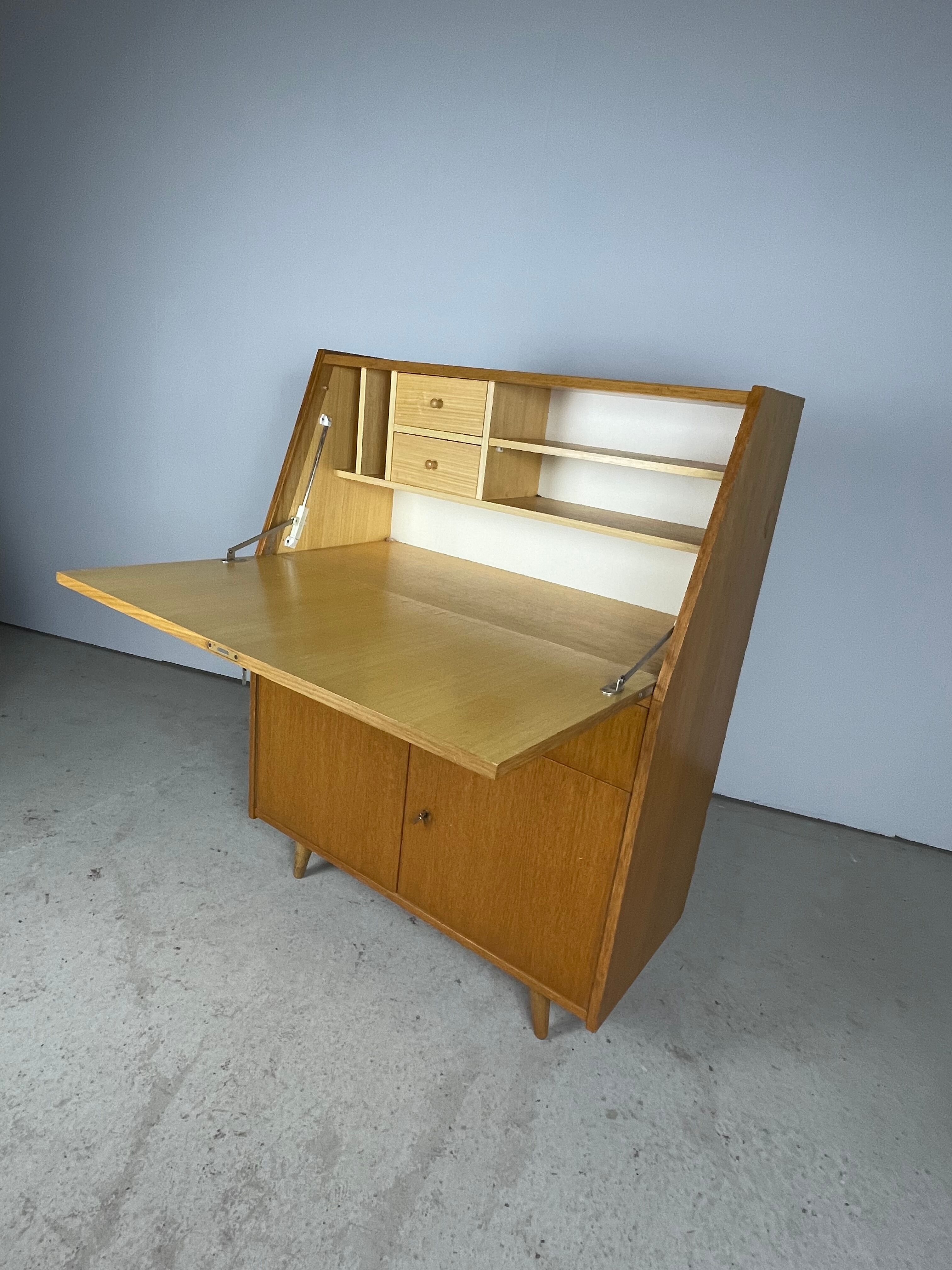 Secretary in blond oak 1960