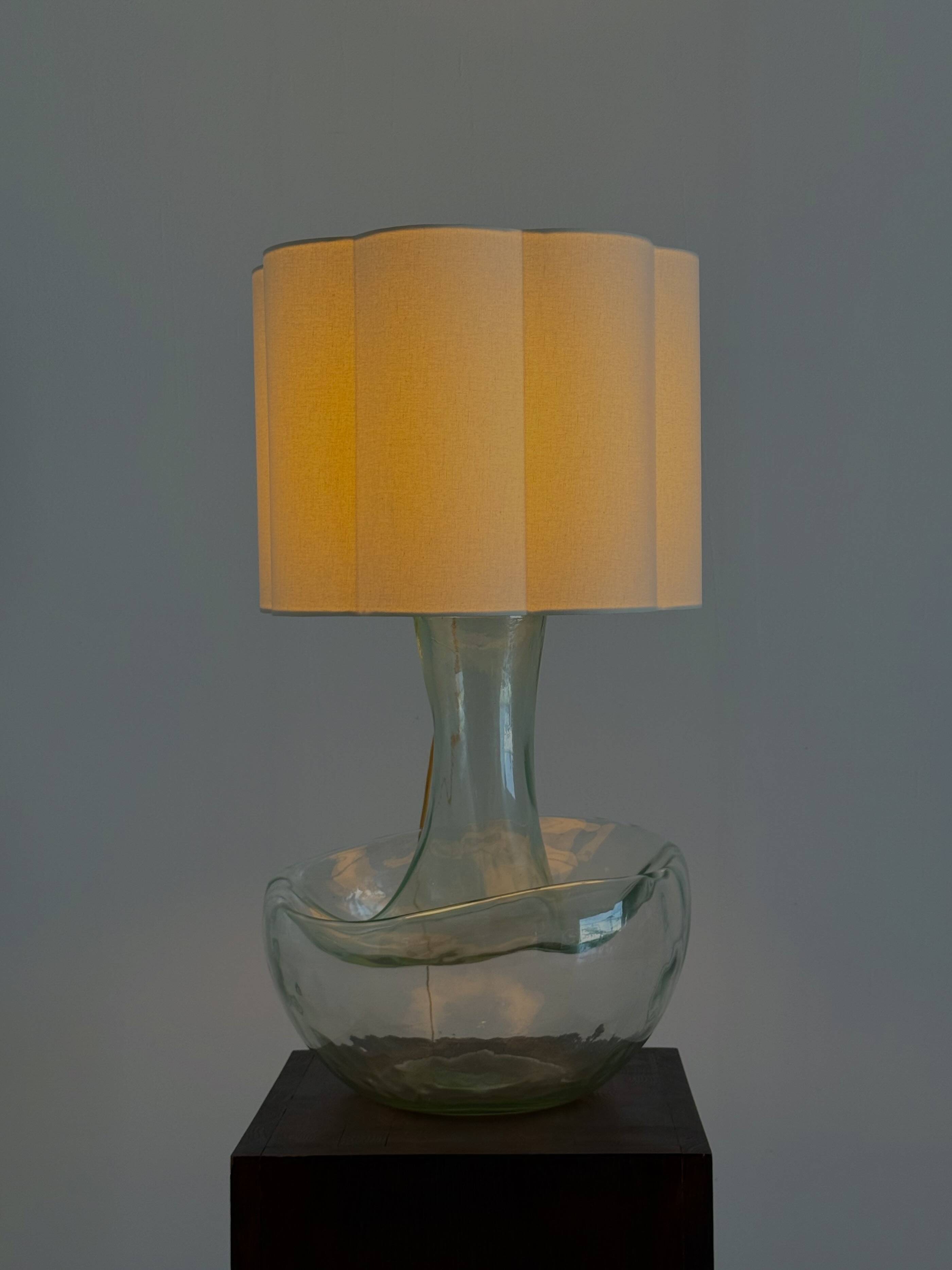 Large vintage table lamp with sculptural glass base