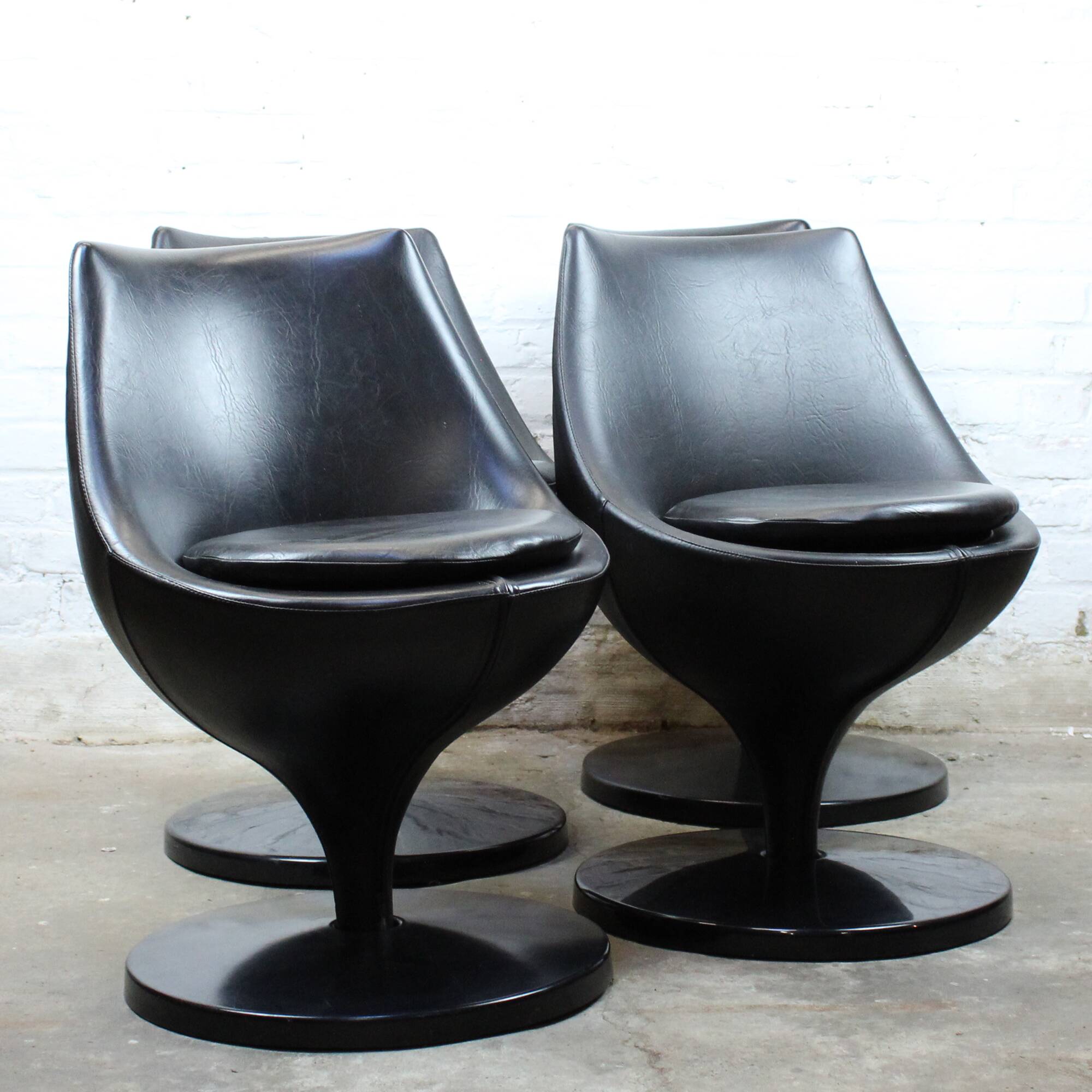 Set of 4 "Polaris" armchairs by Pierre Guariche for Meurop 1960s
