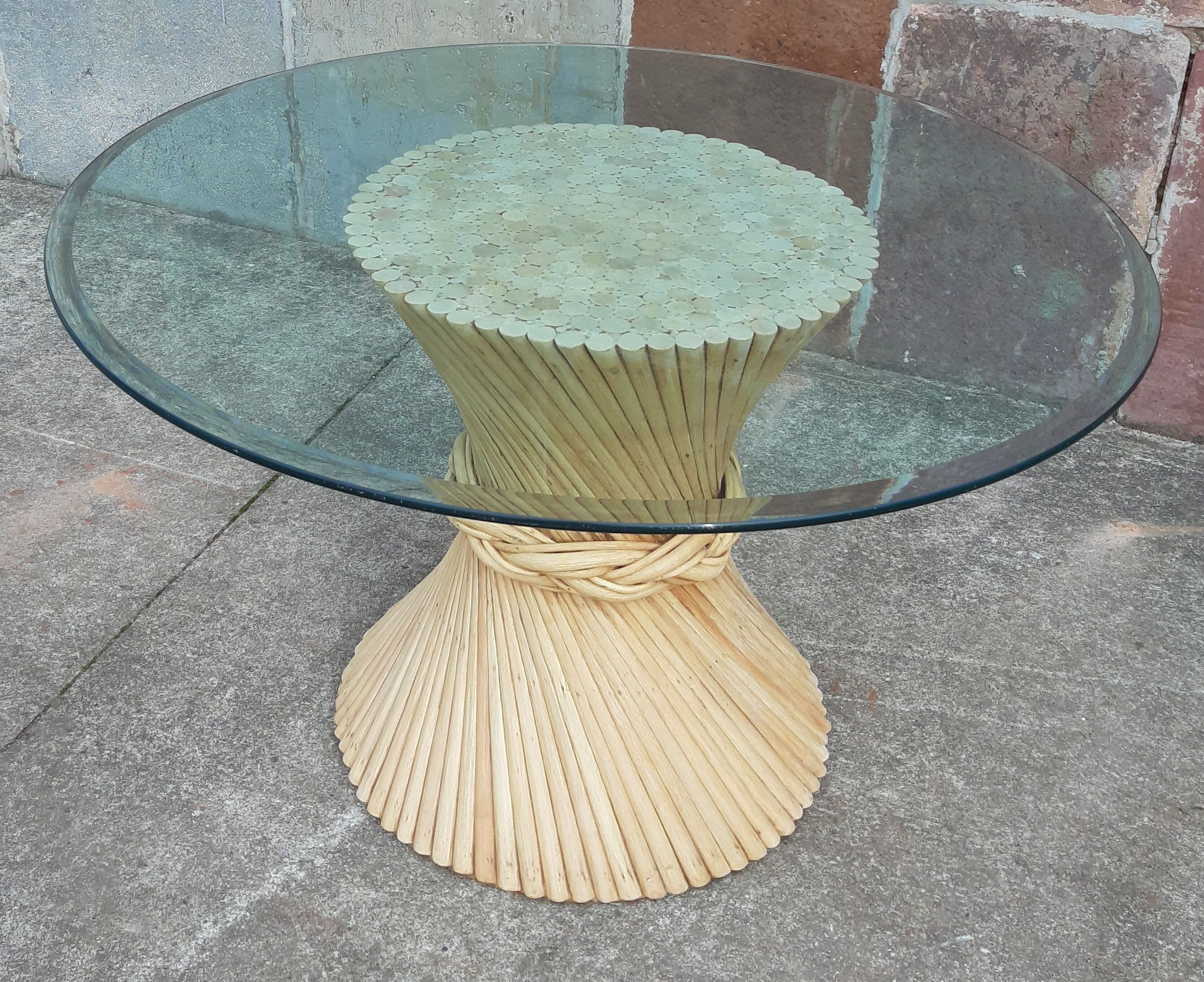 Round table "Sheaf of wheat" Mc Guire