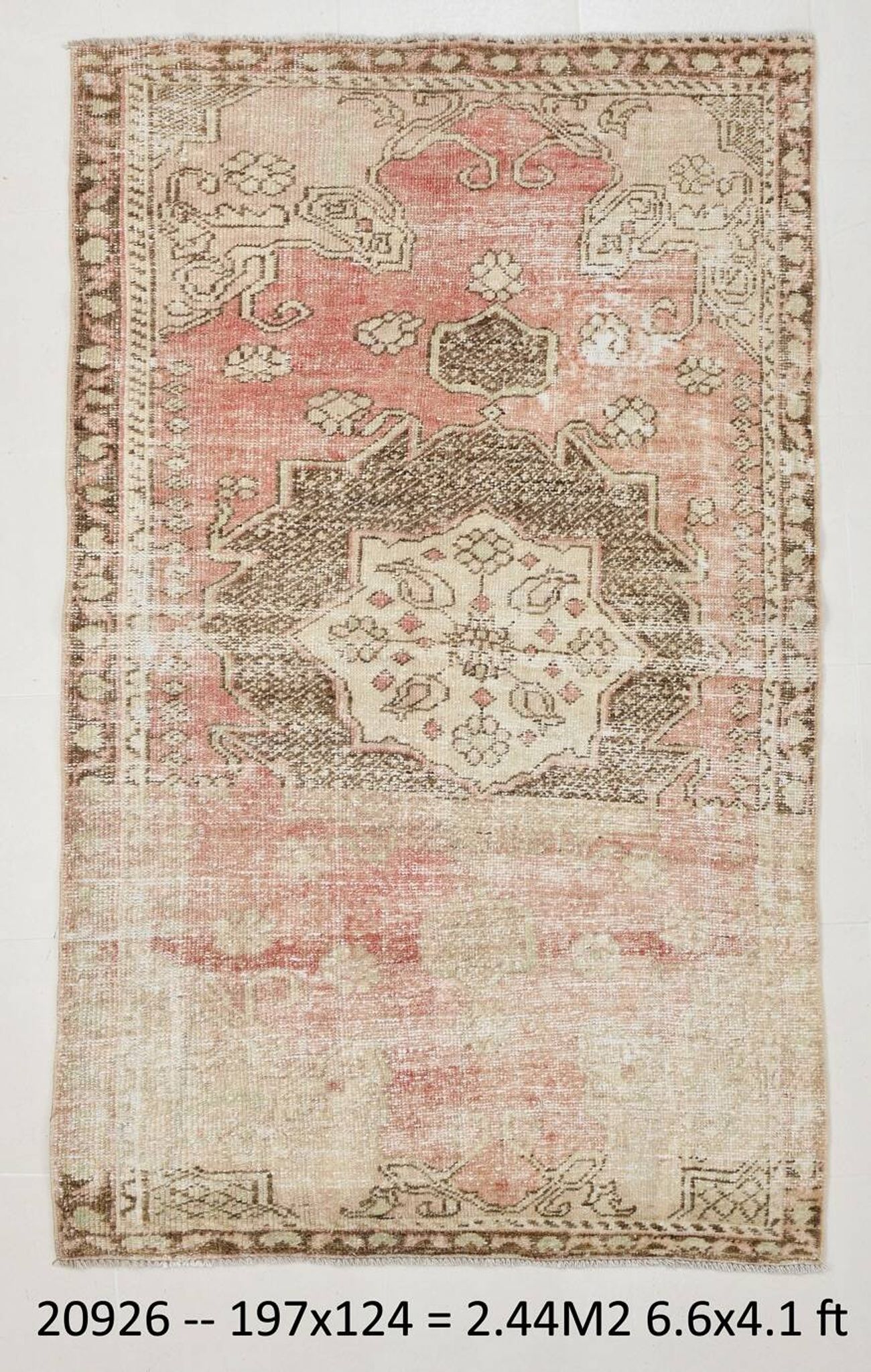 Pale Red & Brown Classic Persian Rug, 124x197Cm