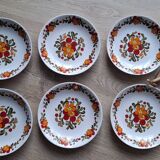 Set of 6 Moulin des Loups plates with red flowers