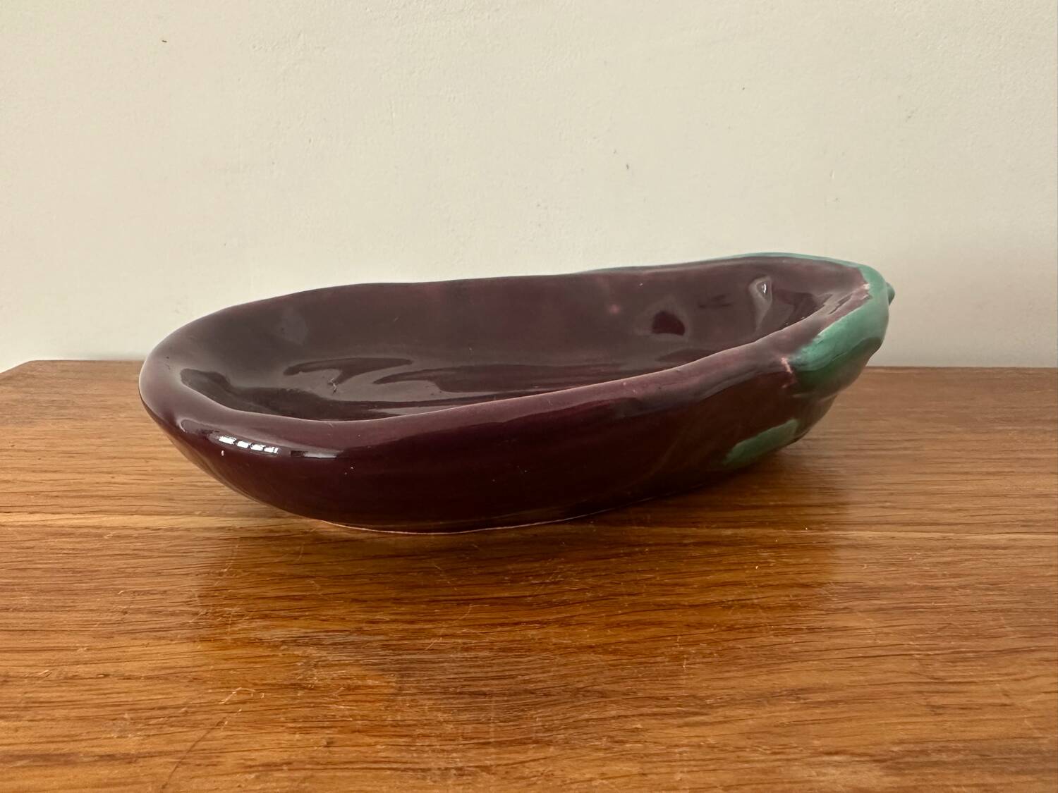 Old Vallauris aubergine ceramic vintage empty pocket bowl