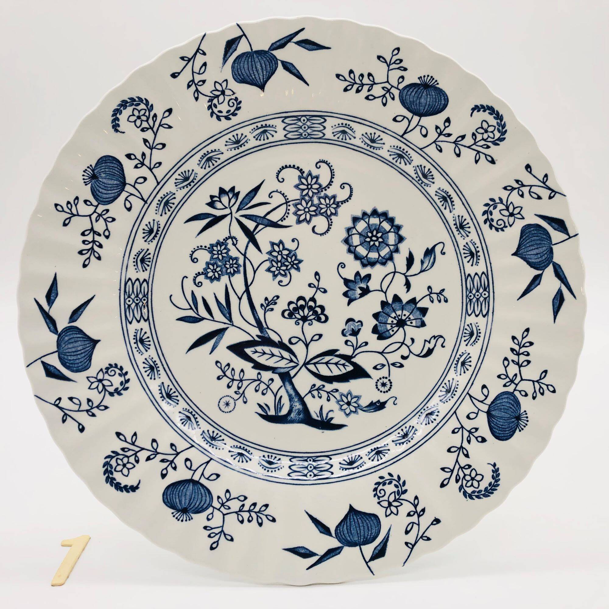 6 Dinner plates, J & G Meakin Classic White Blue Nordic.