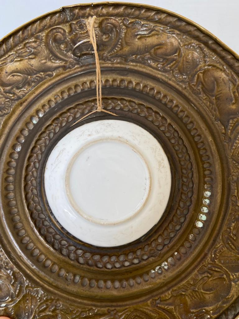 Decorative plate gold XIX in copper and porcelain
