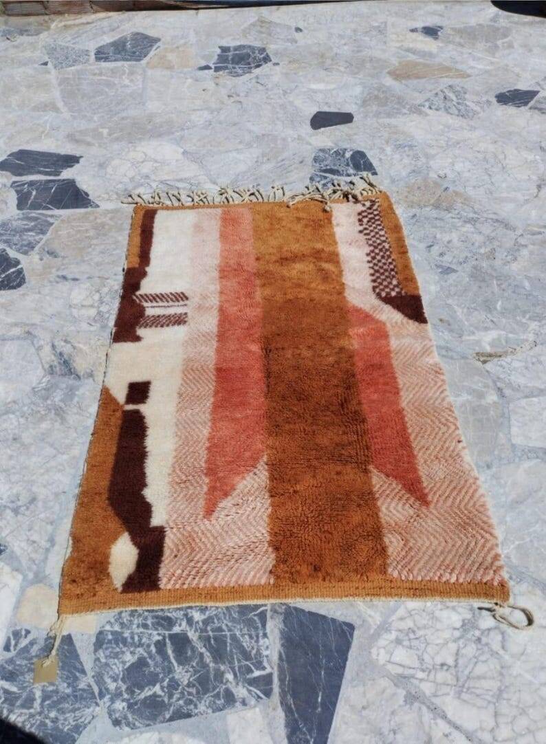 Handwoven Moroccan wool rug 150/250cm