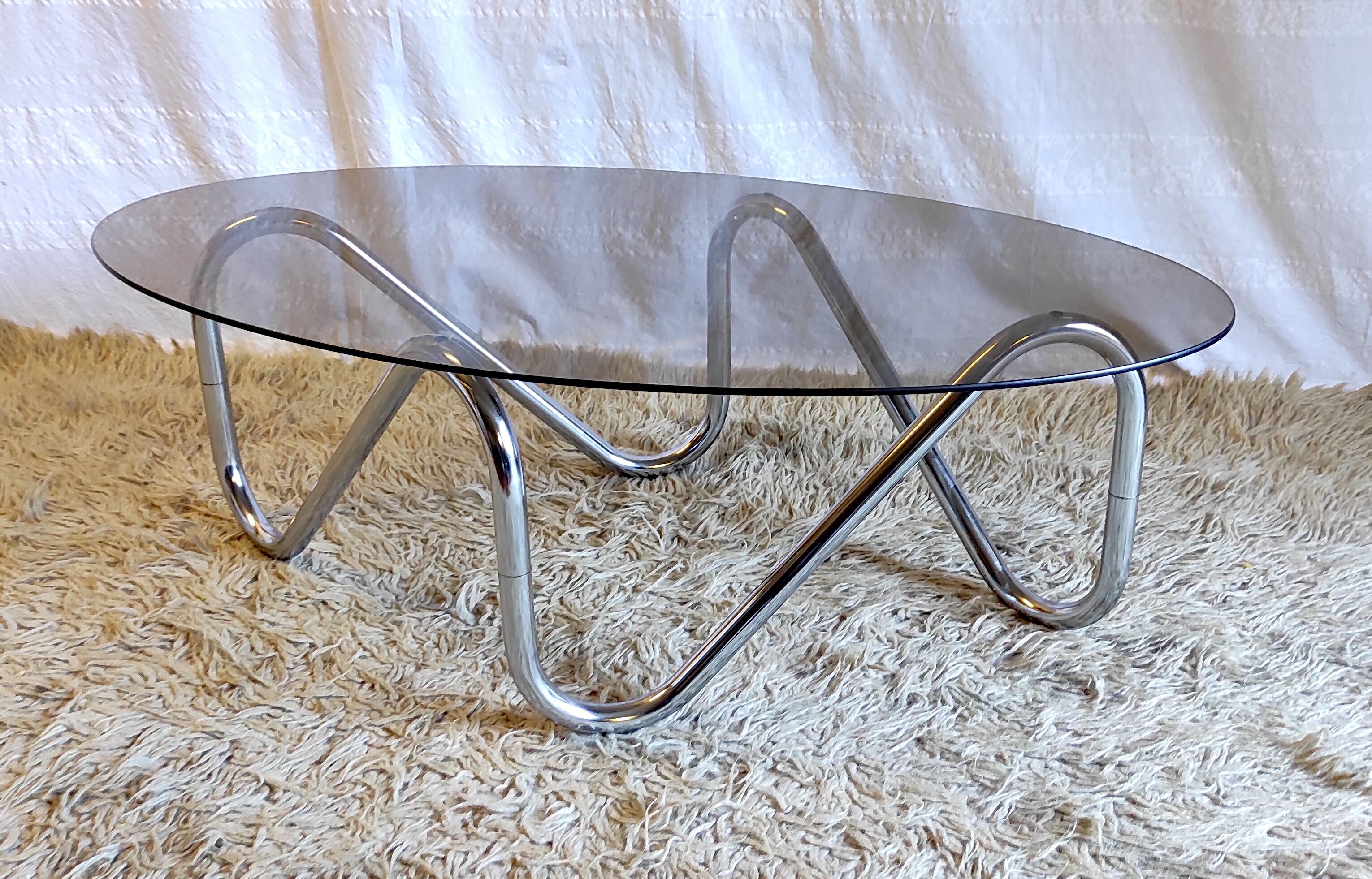 Chrome coffee table and smoked glass – 70s