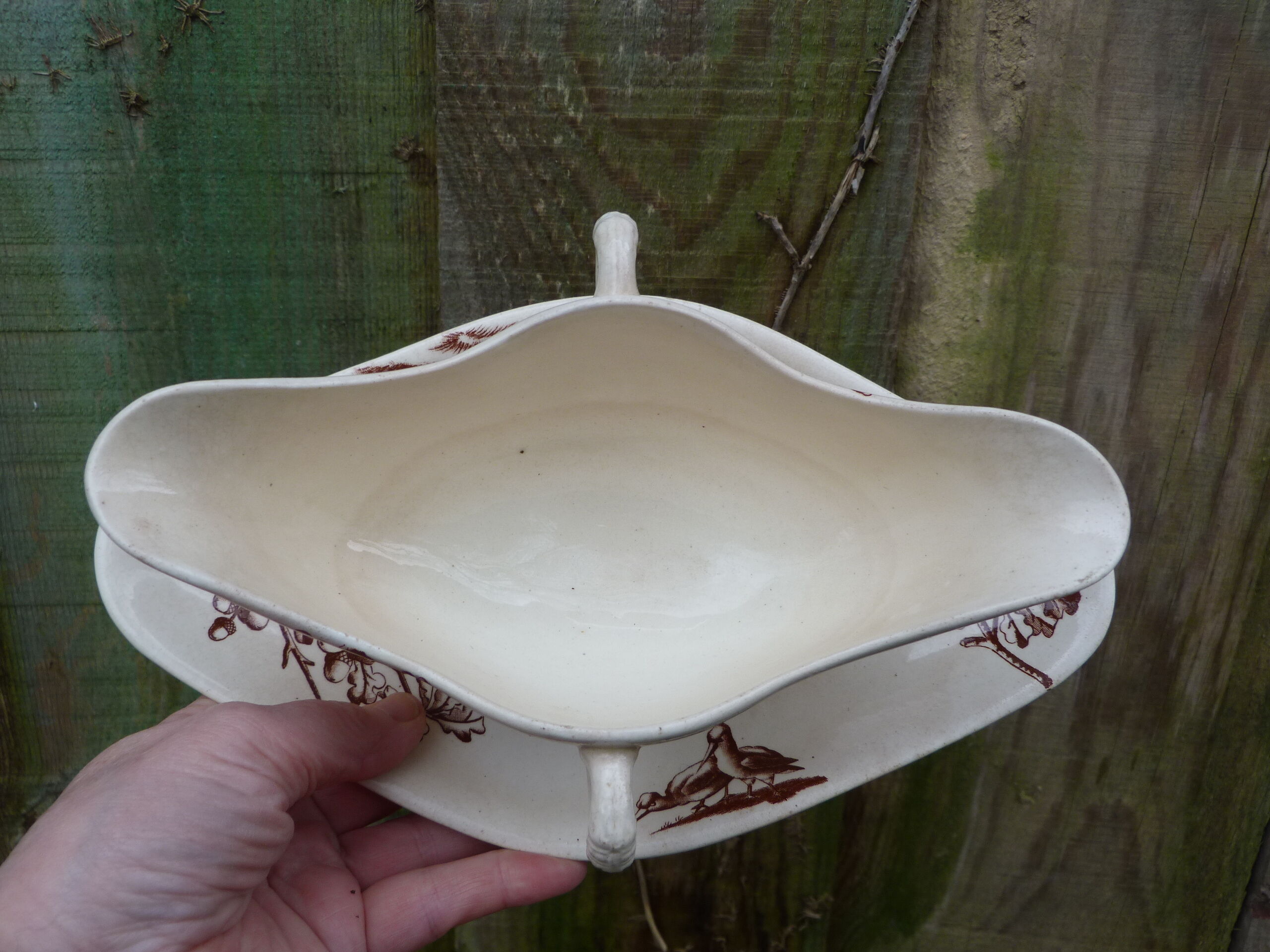 Saucière Terre de fer motif hunting