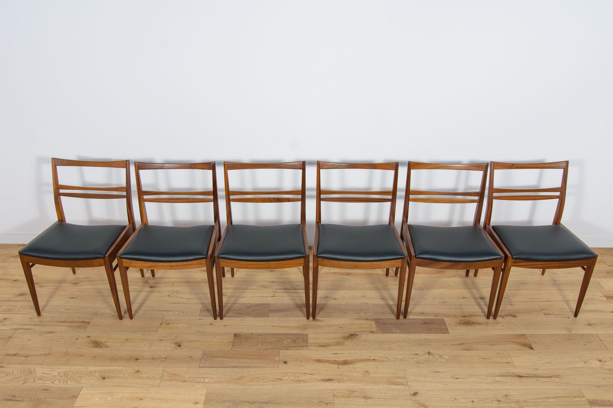 Chaises de salle à manger en teck du milieu du siècle, années 1960, ensemble de 6