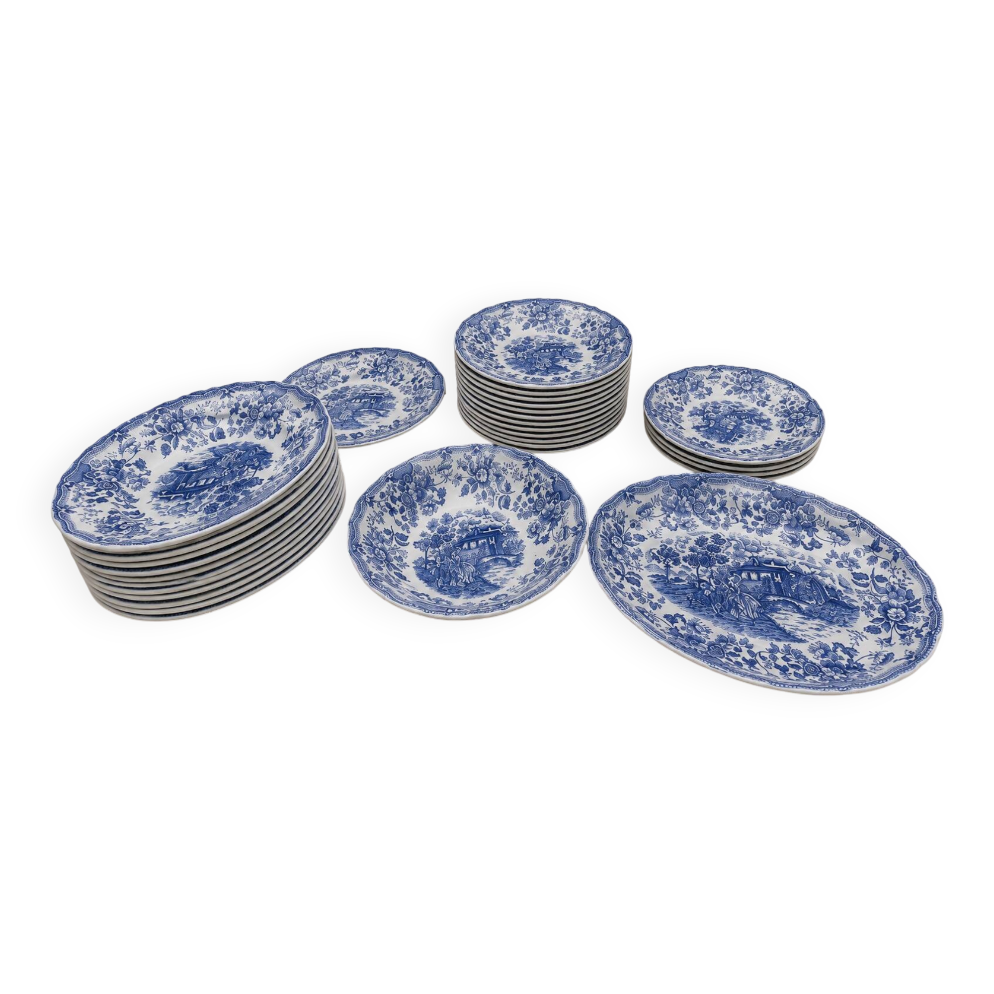Tableware set in Italian porcelain