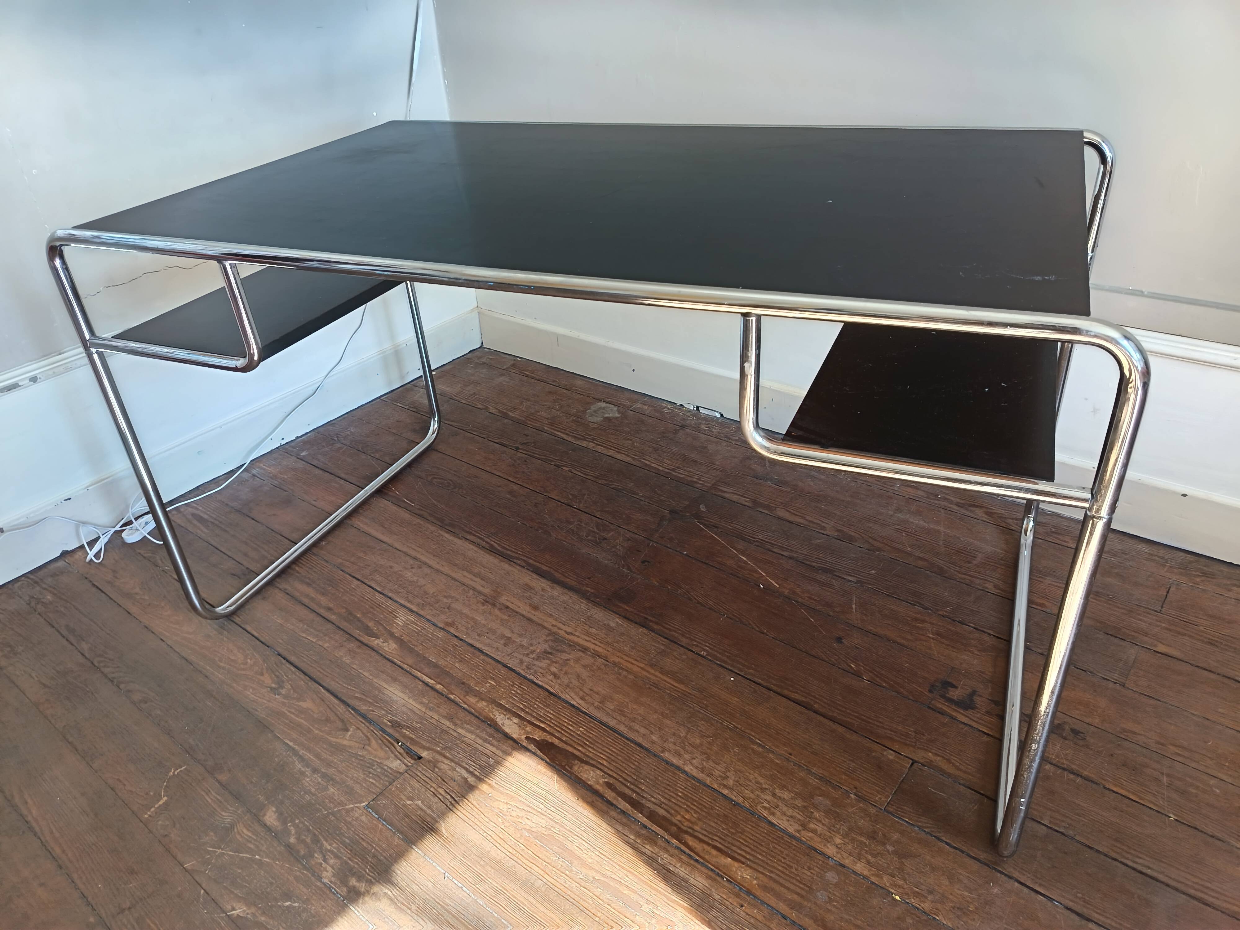 Bauhaus style desk