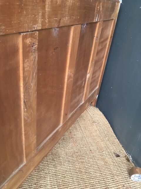 Parisian dove buffet