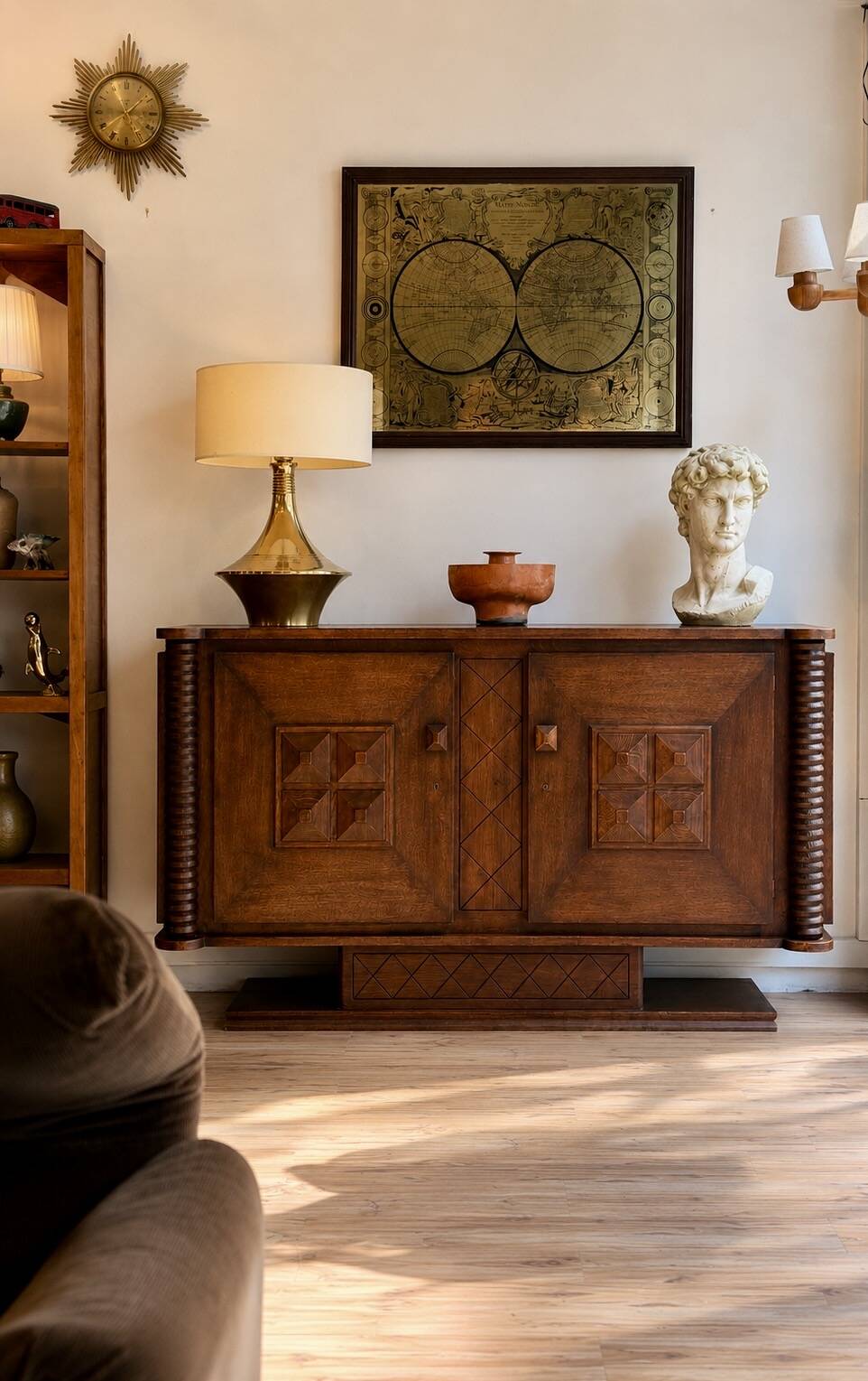 Buffet art déco, travail français vers 1940, dans l’esprit de Charles Dudouyt