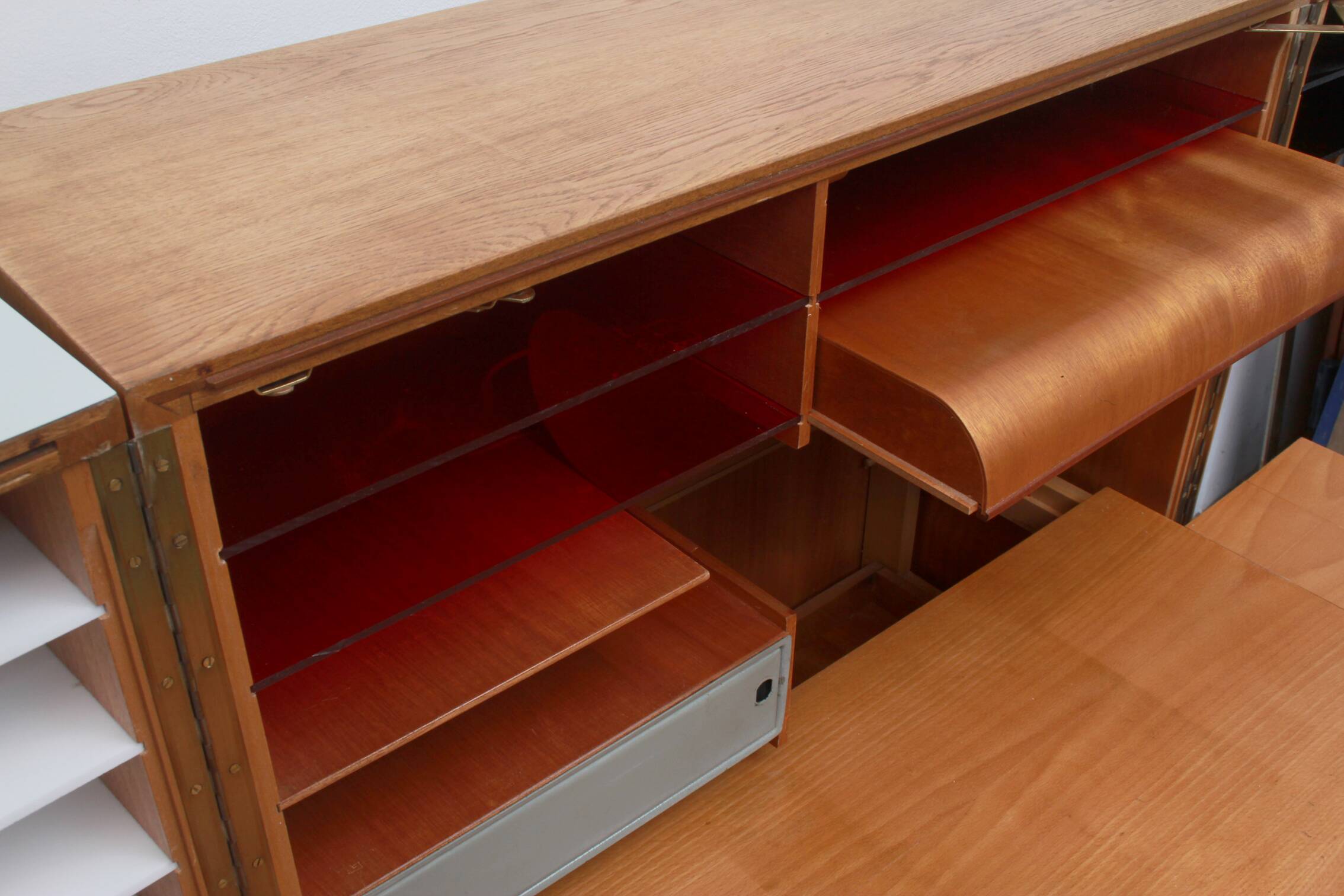 1950s cupboard with desk, Magic Box Mummenthaler