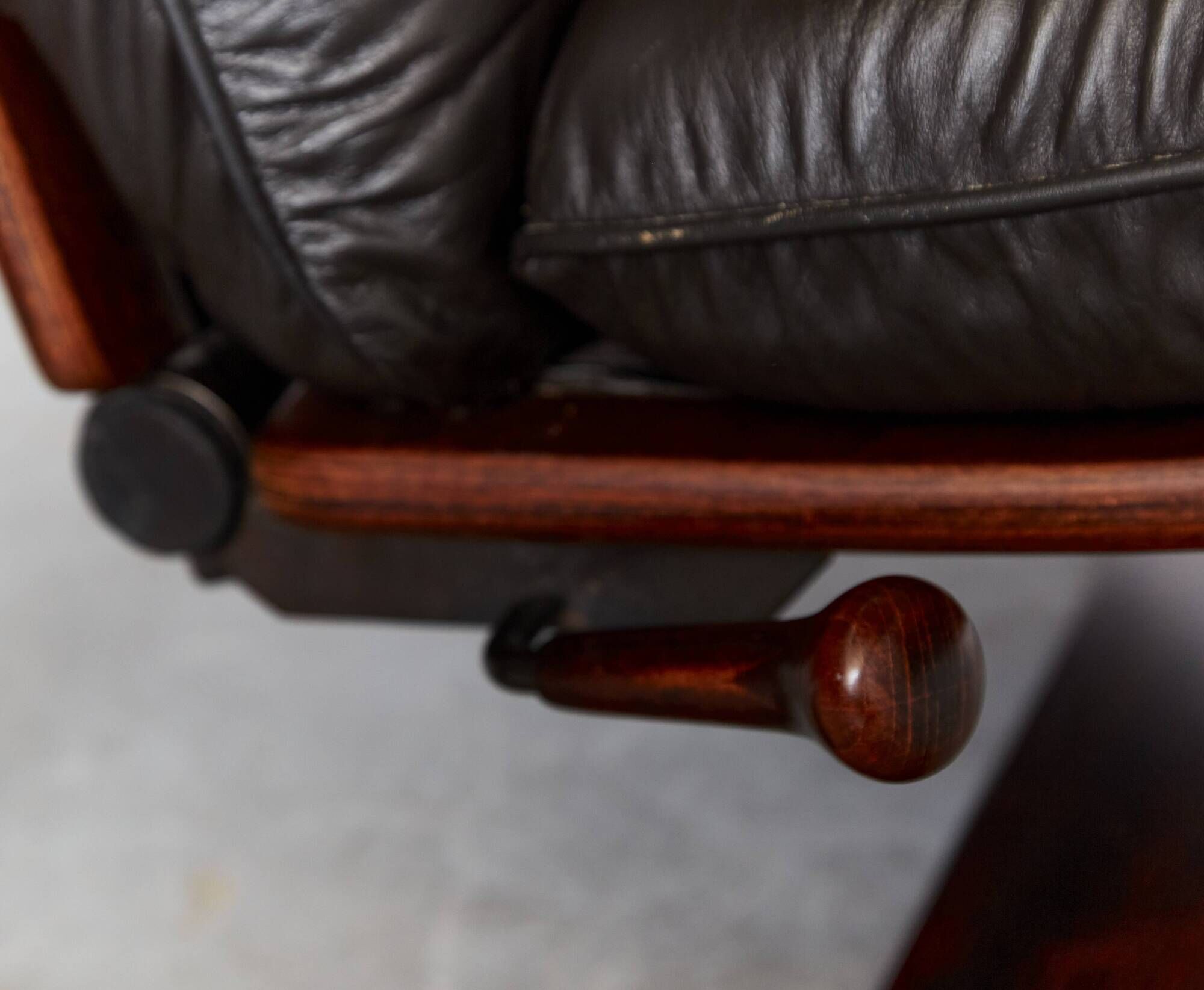 Fauteuil scandinave vintage avec ottoman par Arnt Lande pour Westnofa, anné