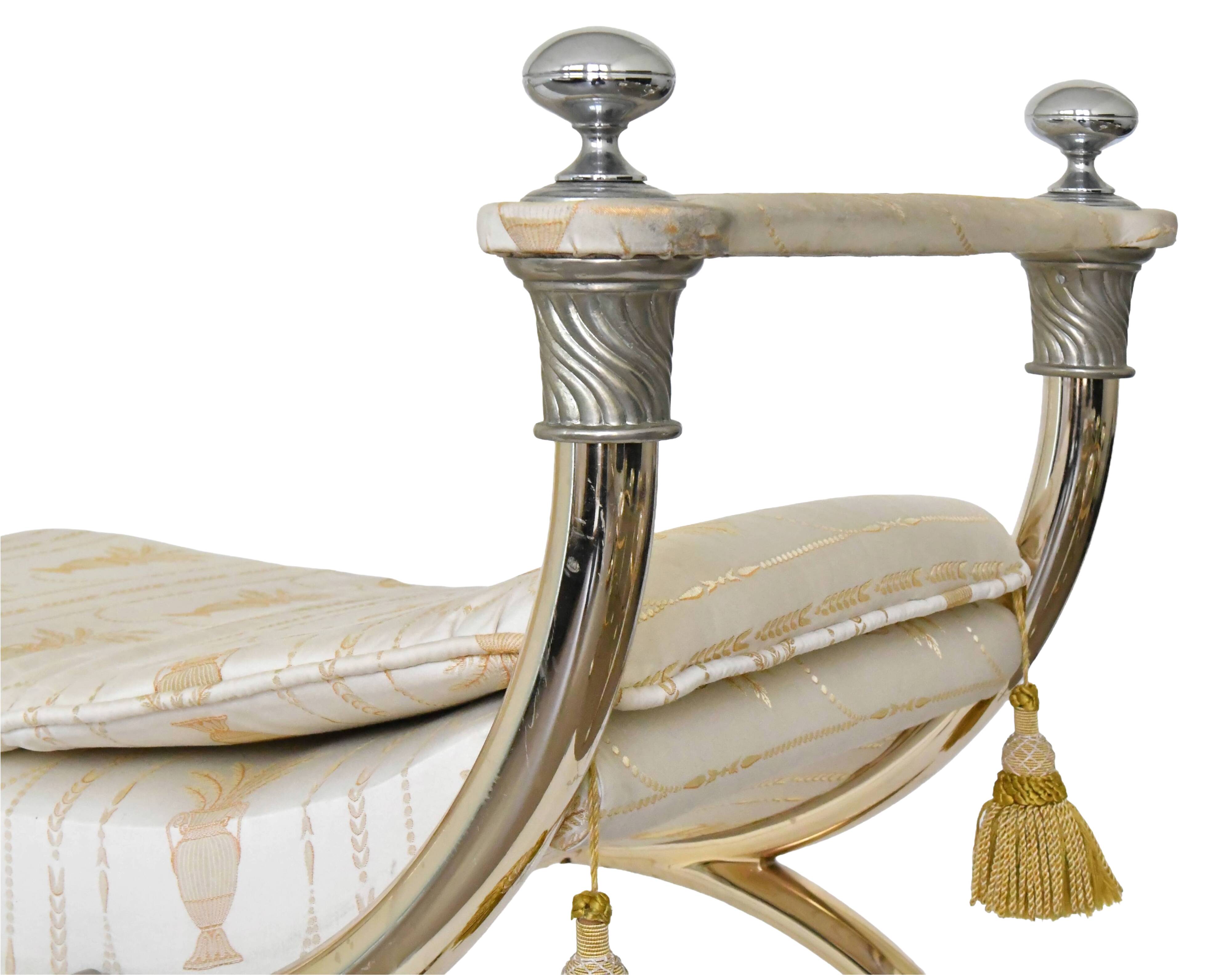 Bench in gilded brass and Empire-style fabric