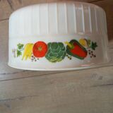 Set of 2 vintage dishes