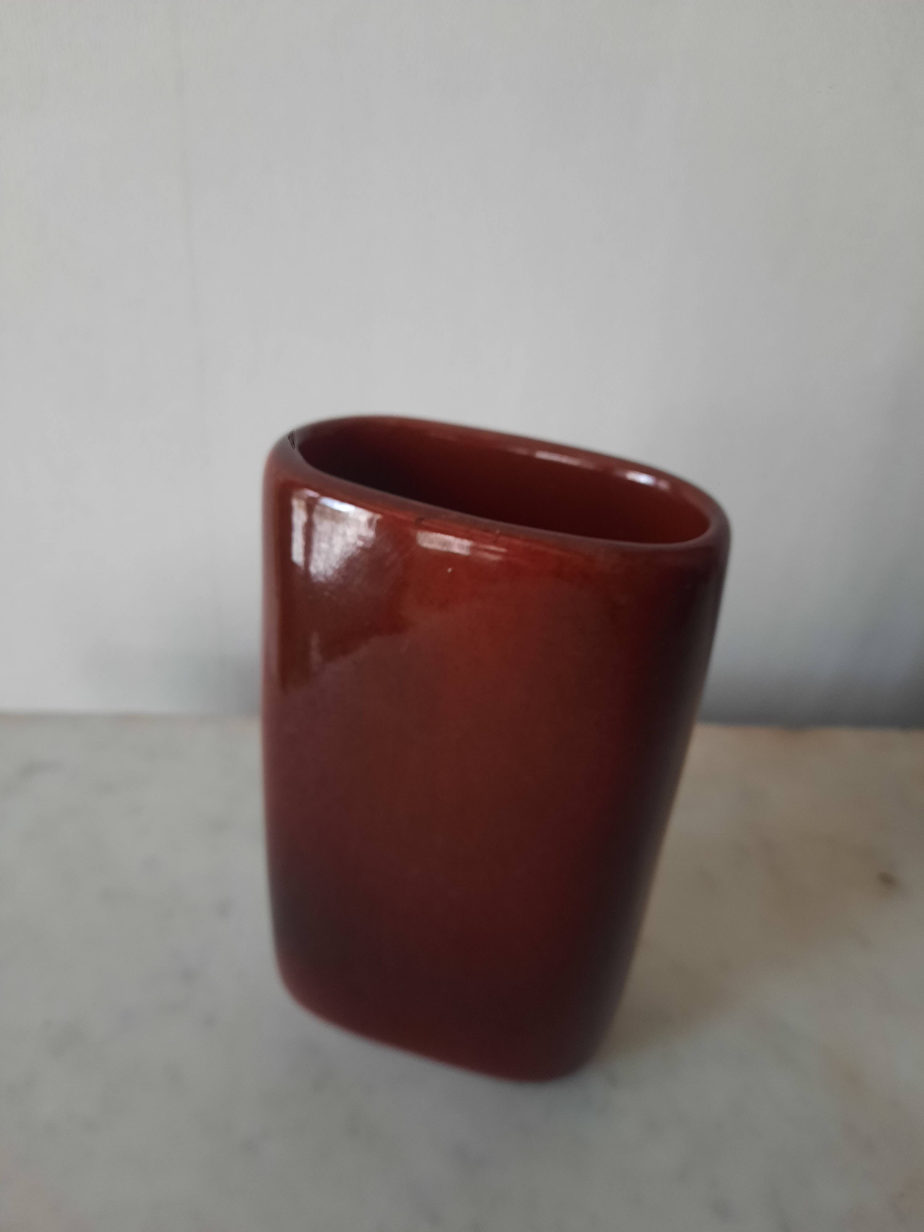 Small max idlas vase