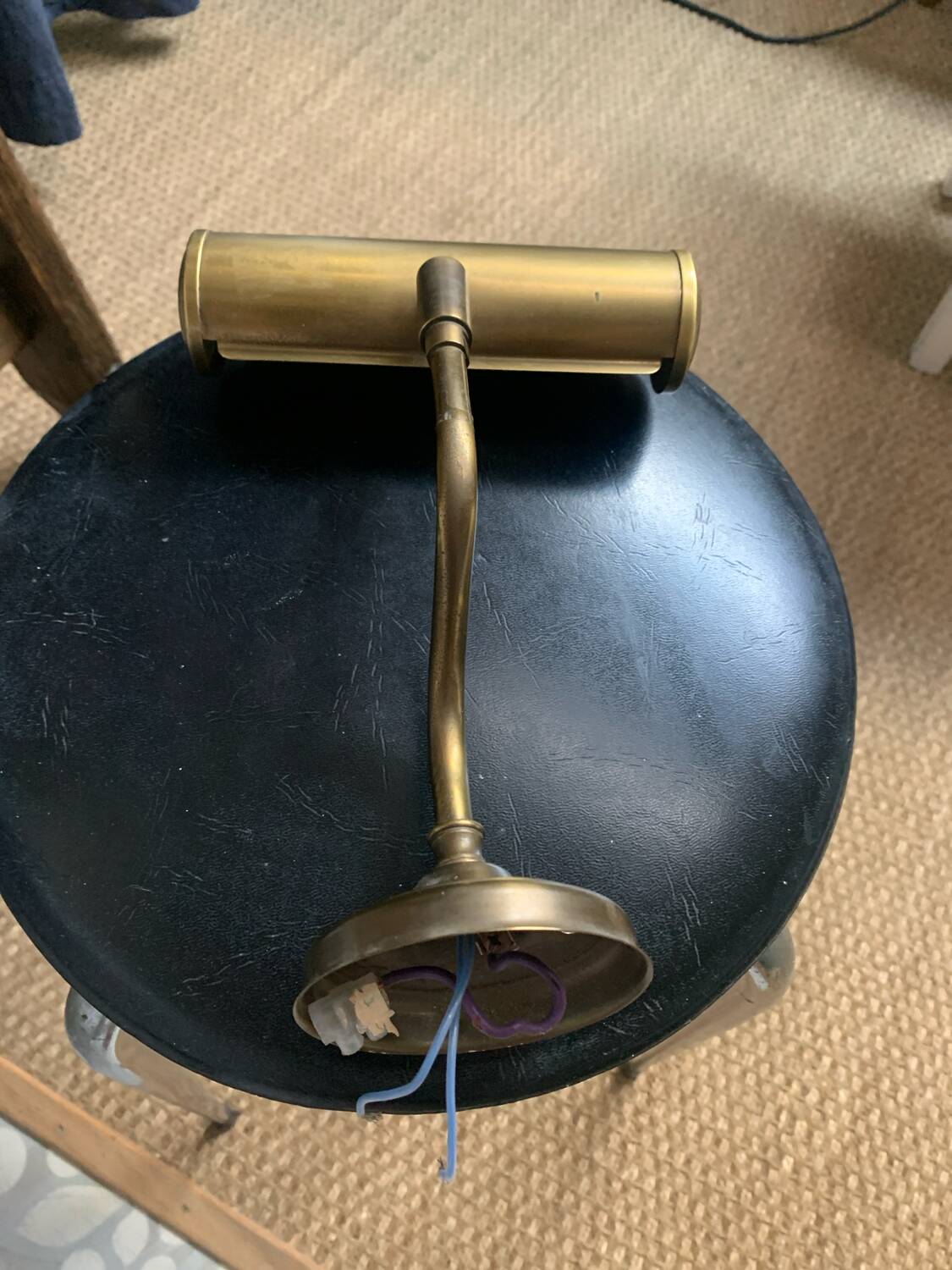 CVL brass wall light