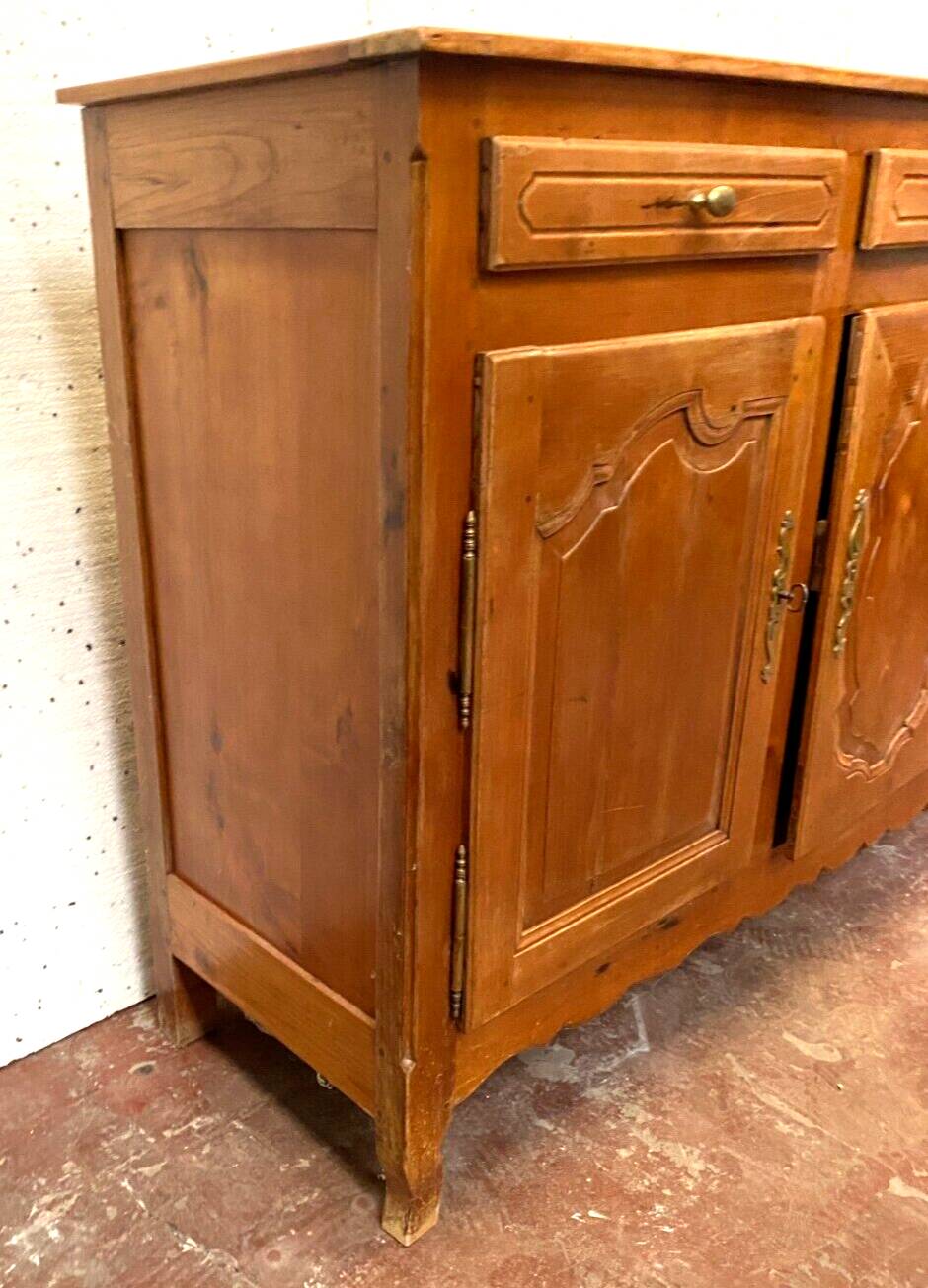 Enfilade trois portes de style Louis XV en merisier massif XX siècle