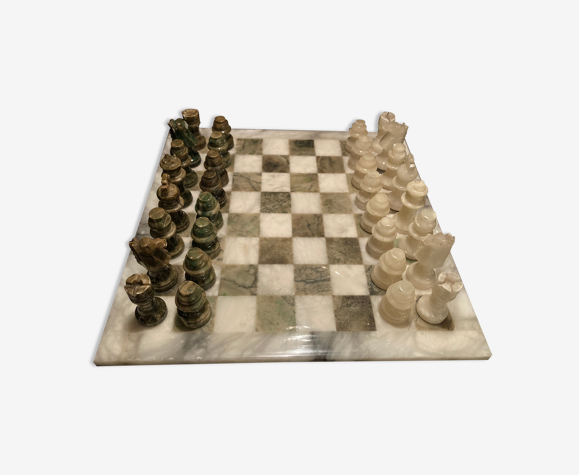 Jeu d'échecs vert et beige en albâtre de Volterra des années 1970 fabriqué à la main en Italie