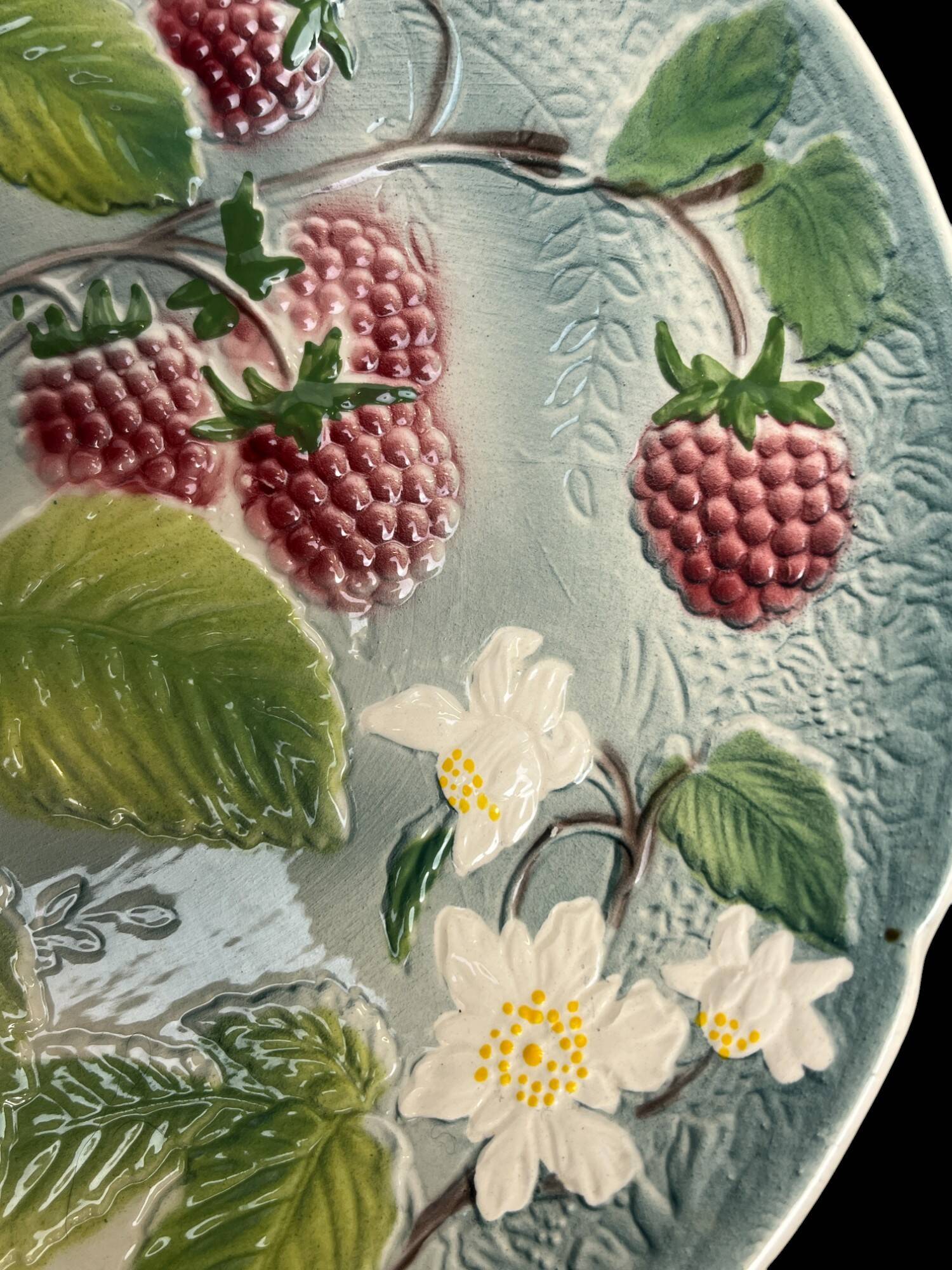 Art Deco, Saint Clément earthenware fruit bowl on foot circa 1930