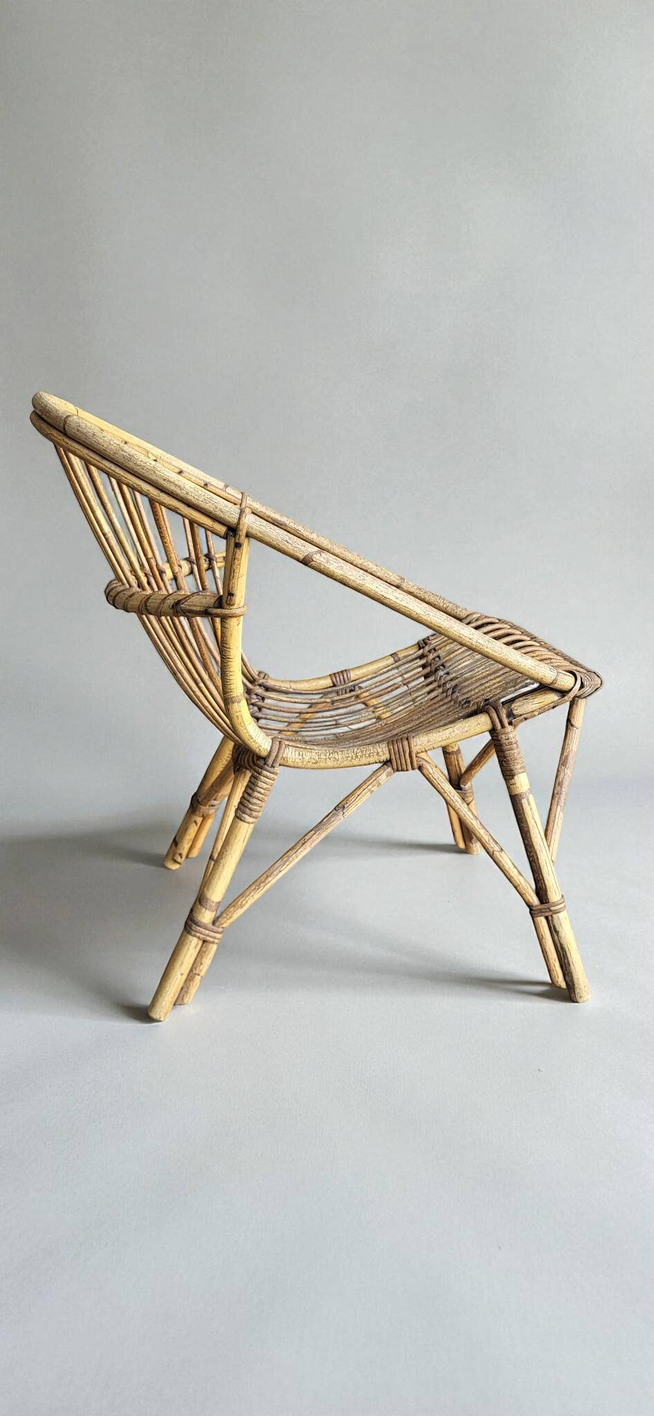 4 "shell" rattan armchairs from the 1960s