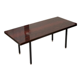 Table basse plaquée de palissandre