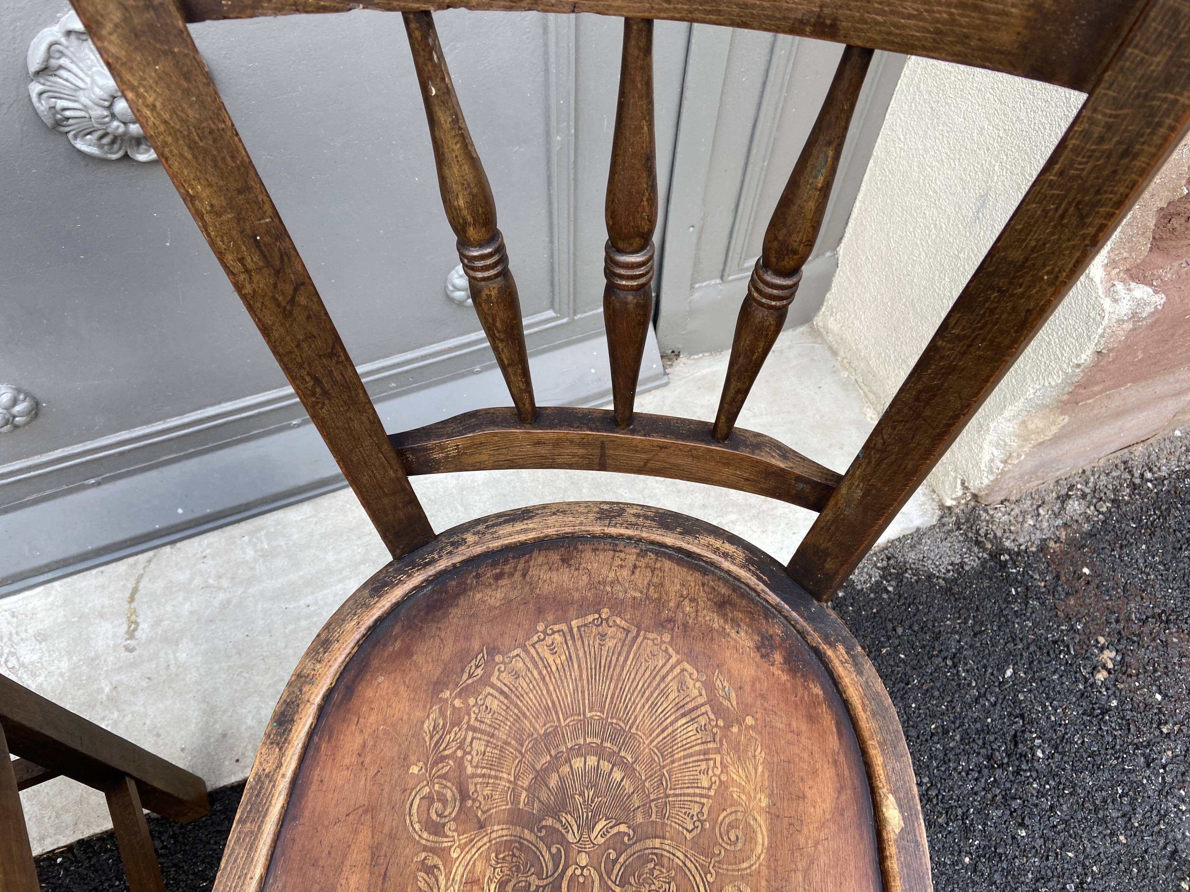 Lot of 4 mismatched bistro chairs