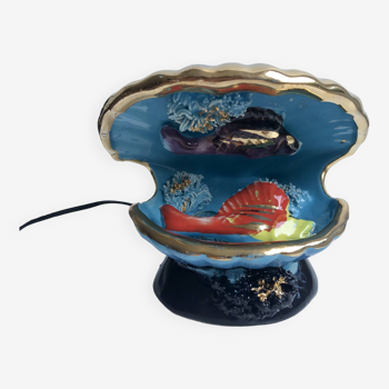 Petite lampe coquillage bleu et poissons signée vallauris années 1970