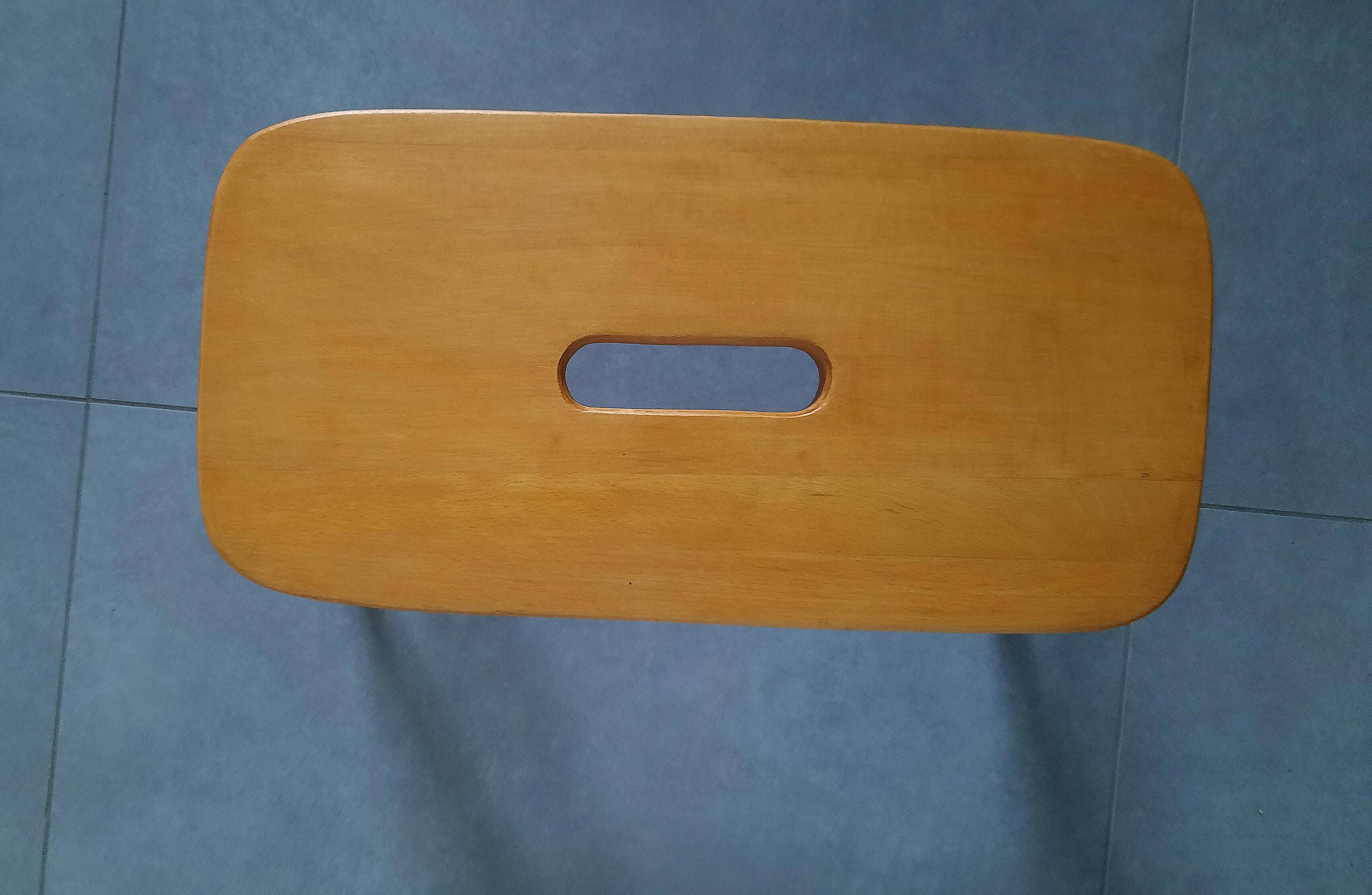 Mini stool with compass legs