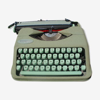 Typewriter vintage hermes baby with revised suitcase