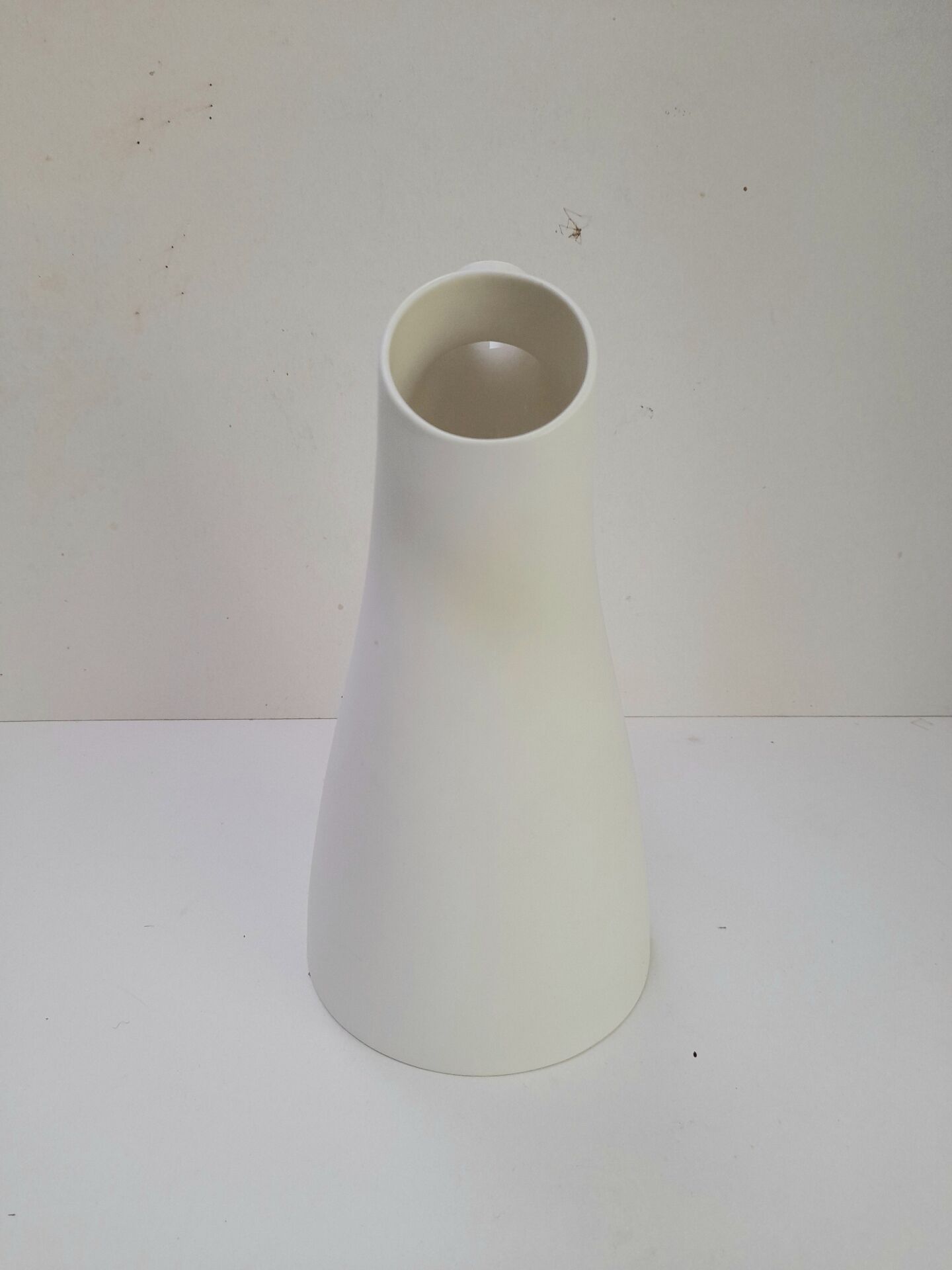 Very beautiful Flow carafe or vase by Muuto.