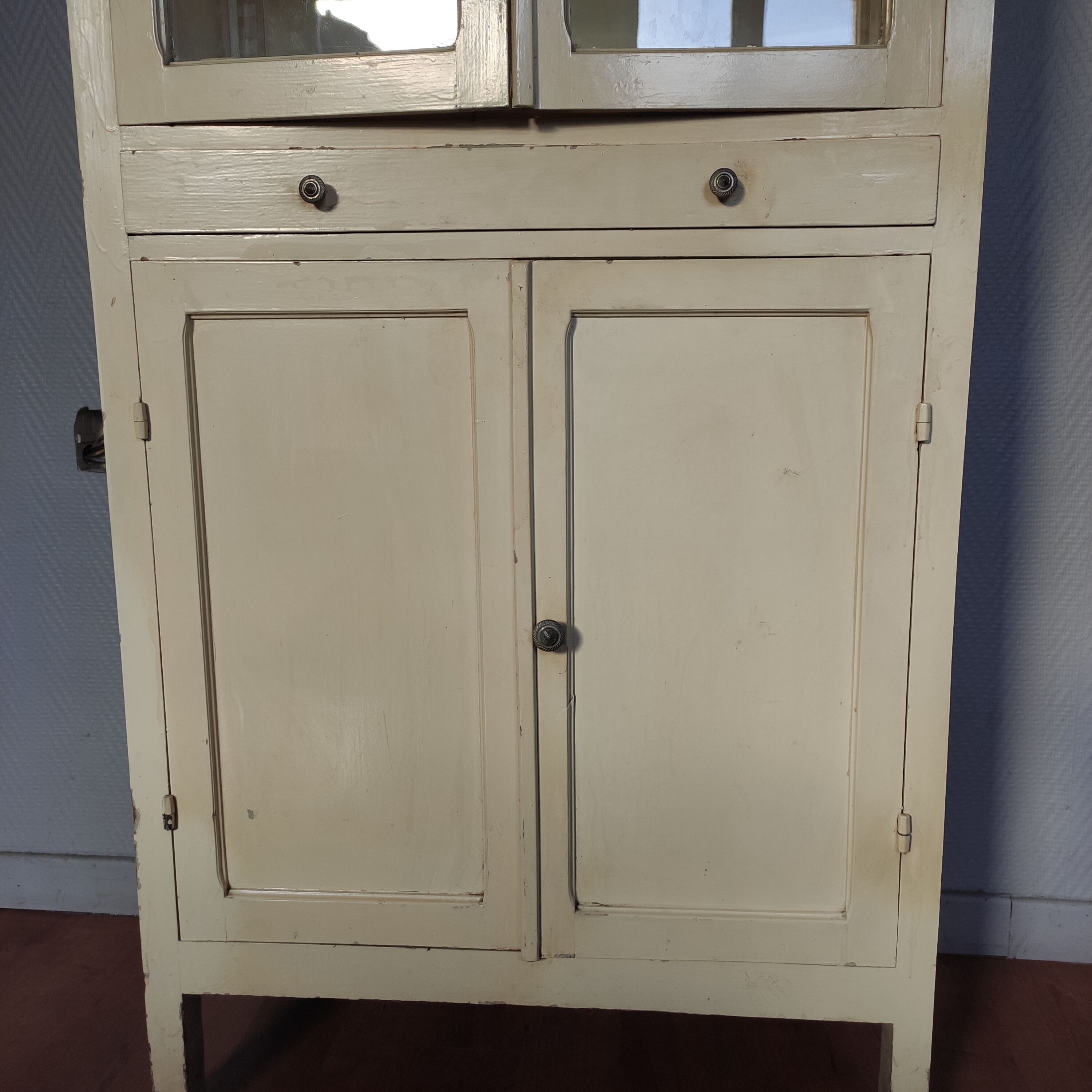 Parisian glazed wardrobe