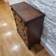 Commode /coffret célibataire acajou style néo géorgien
