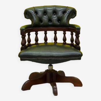 Fauteuil capitaine tournant Chesterfield avec revêtement en cuir vert