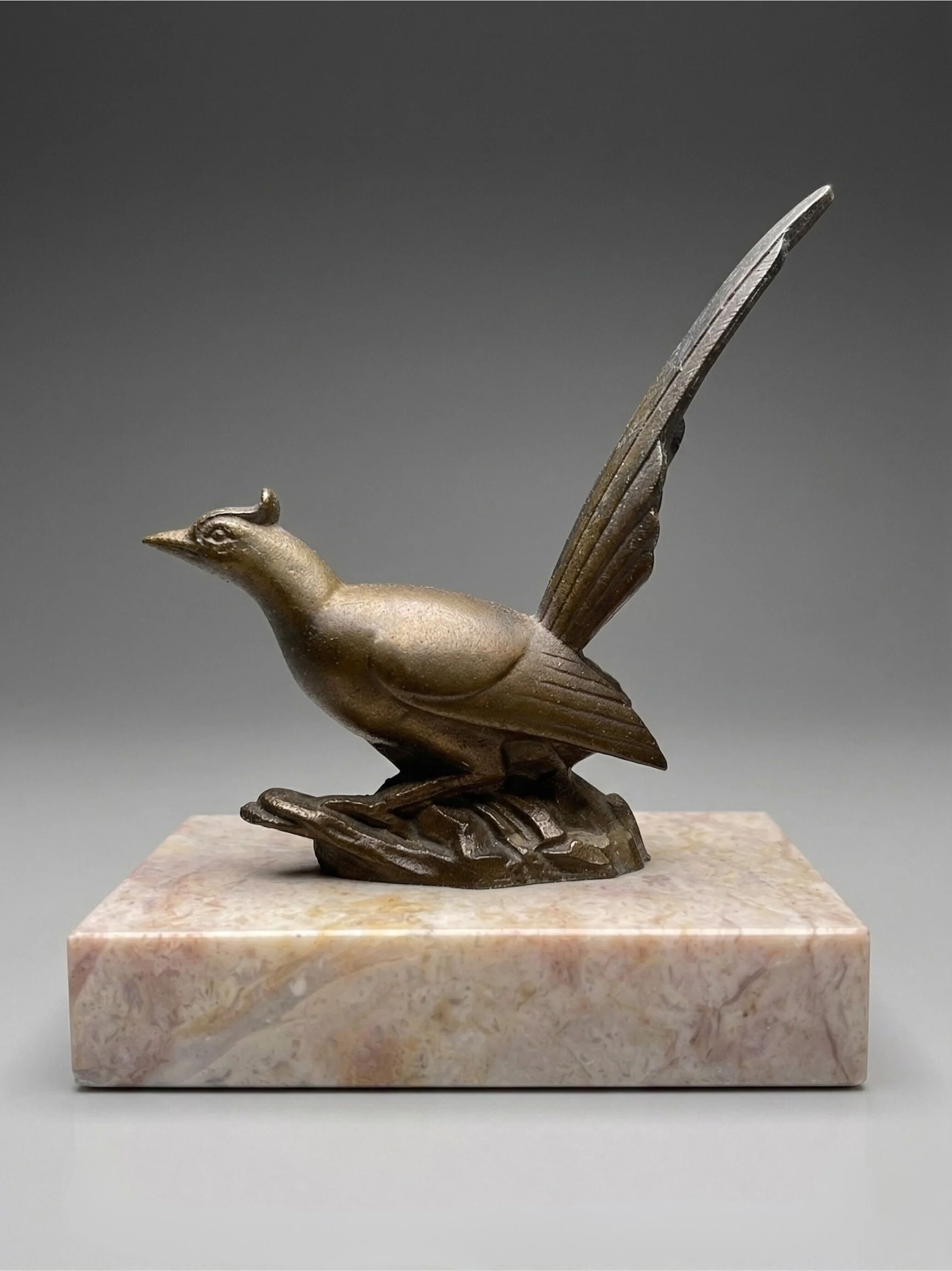 Art Deco bookends with birds – patinated metal and pink marble